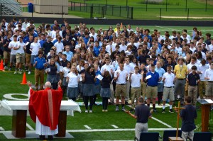 Submitted The NDCL community celebrates Mass of the Holy Spirit. In what has become an annual tradi- tion, the NDCL community gathered at Lion Stadium to celebrate the opening school liturgy while enjoying the beautiful sunshine and campus setting.