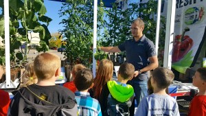 Submitted Students from Hambden School took a trip to Heinen's, where they visited the NatureFresh™ Farms mobile greenhouse to learn how their produce is grown from seed to cultivation. The students saw first hand how simple the growing process really is.